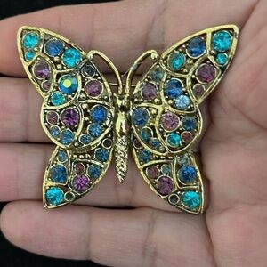 Hollycraft Signed Vintage Rhinestones Gold Tone Butterfly Brooch. MA